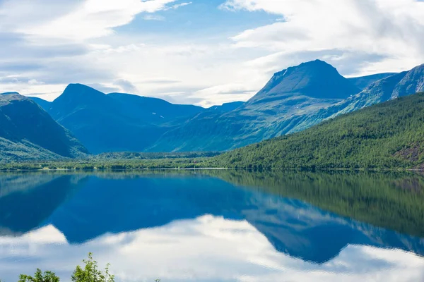 Reflection Beutiful Lake Norway — Stock Photo, Image