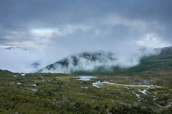 Mountain Trail Hike Trolltunga Scenic Spot Norway — Foto Stock
