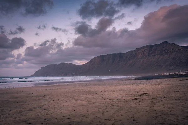 Amazing Famara Beach Atlantic Ocean Lanzarote Canary Islands Spain — Stockfoto