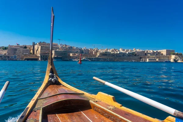 Traditionell Båt Segling Till Valletta Malta — Stockfoto