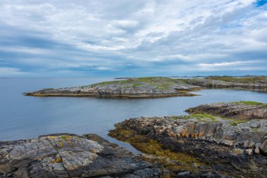 Atlanterhavsveien 'in kıyı şeridi, Norveç' teki Atlantik Yolu.