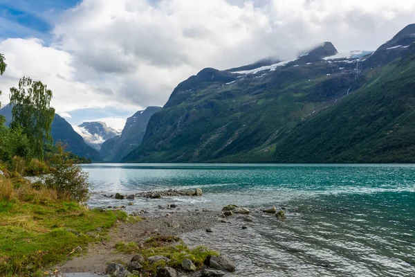 Landscape Lovatnet Glacial Lake Turquoise Crystal Clear Water Norway — Foto Stock