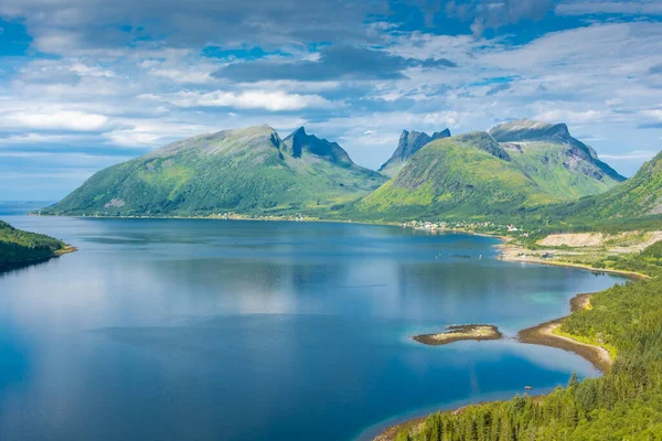Beautiful Landscape Fjord Senja Island Bergsbotn Platform Norway — Stockfoto