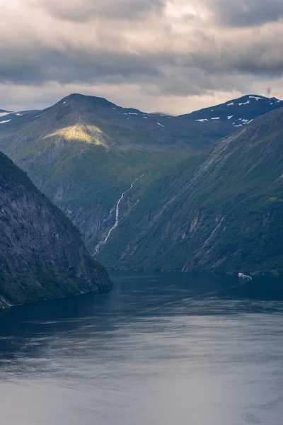 挪威Geirangerfjord景观图 免版税图库照片