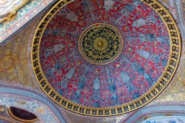 Topkapı Sarayı 'ndaki Sultanlar Haremi' nin kubbesi. İstanbul, Türkiye 'de. Harem (Taht Odası / İmparatorluk Sarayı) Topkapı Sarayı 'nın önemli bir parçasıdır..