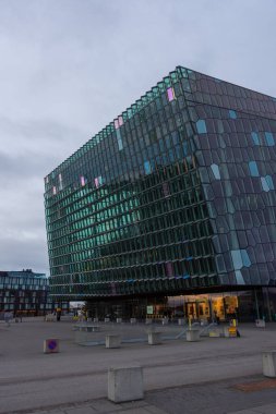 Reykjavik, İzlanda, 27 Kasım 2022: Harpa Konser Salonu ve Konferans Merkezi