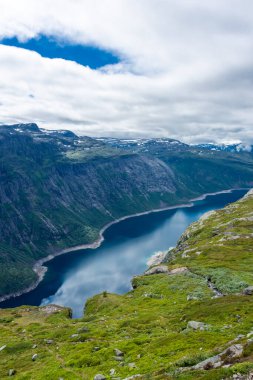Ringedalsvatnet Gölü, Trolltunga Yürüyüşü, Norveç