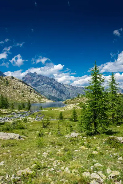 Aosta Vadisi, İtalya 'daki Avic Dağı Vadisi