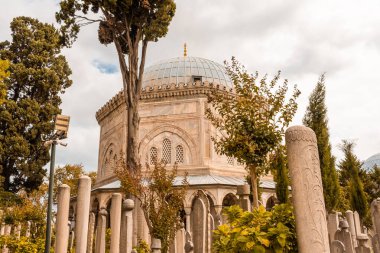 Süleyman Camii avlusundaki Hureem Sultan anıtı, İstanbul, Türkiye