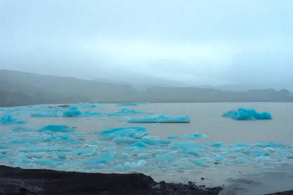 Icebergs Melting Fjallsjokull Glacier Rain Iceland — Stock Photo, Image