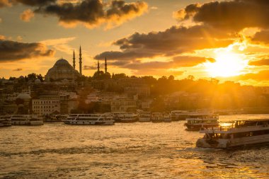 Günbatımında İstanbul 'un inanılmaz silueti, Süleyman Camii, Türkiye