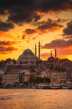 Günbatımında İstanbul 'un inanılmaz silueti, Süleyman Camii, Türkiye
