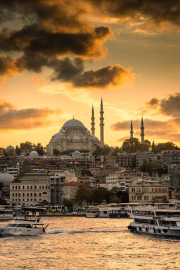 Günbatımında İstanbul 'un inanılmaz silueti, Süleyman Camii, Türkiye