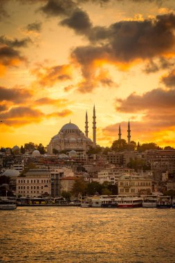 Günbatımında İstanbul 'un inanılmaz silueti, Süleyman Camii, Türkiye