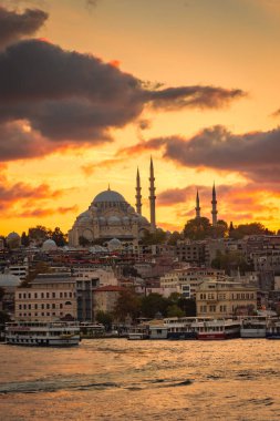 Günbatımında İstanbul 'un inanılmaz silueti, Süleyman Camii, Türkiye