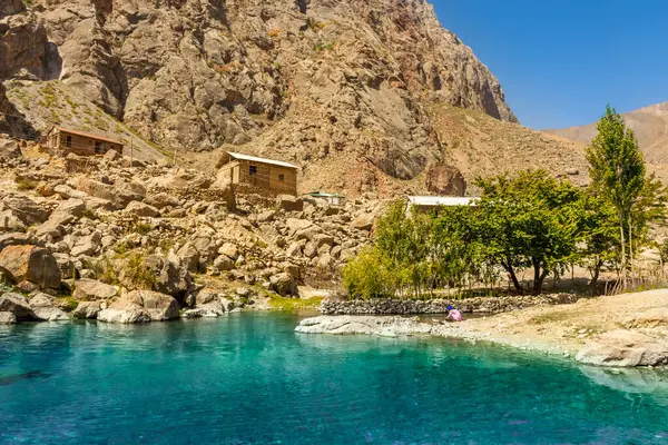 七つの湖 ファン山 タジキスタンのクリスタルクリアウォーター ストック画像