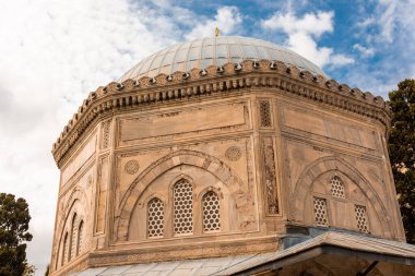 Süleyman Camii avlusundaki Hureem Sultan anıtı, İstanbul, Türkiye