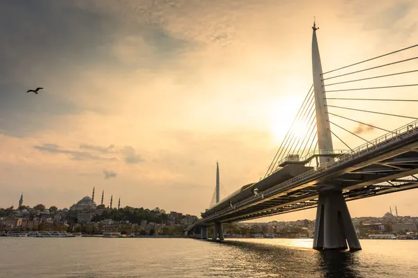 Sonnenuntergang Über Der Brücke Goldenen Horn Istanbul Türkei Stockfoto