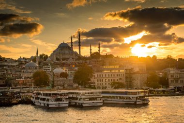 Günbatımında İstanbul 'un inanılmaz silueti, Süleyman Camii, Türkiye