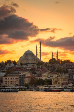 Günbatımında İstanbul 'un inanılmaz silueti, Süleyman Camii, Türkiye