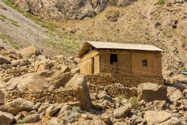 Fann Dağları 'ndaki kışla, Tacikistan