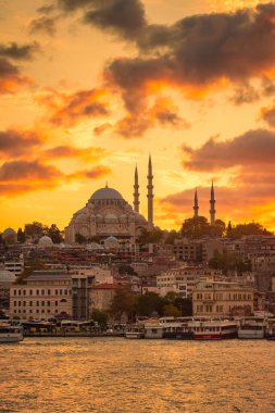 Günbatımında İstanbul 'un inanılmaz silueti, Süleyman Camii, Türkiye