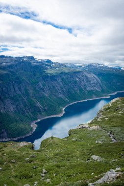 Ringedalsvatnet Gölü, Trolltunga Yürüyüşü, Norveç