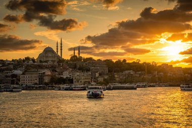 Günbatımında İstanbul 'un inanılmaz silueti, Süleyman Camii, Türkiye