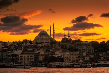 Günbatımında İstanbul 'un inanılmaz silueti, Süleyman Camii, Türkiye