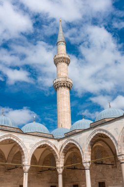 Istanbul, Türkiye'de Süleymaniye Cami avlusu
