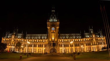 Gece vakti Iasi Kültür Sarayı, Romanya