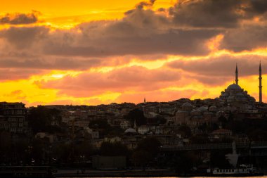 Günbatımında İstanbul 'un inanılmaz silueti, Süleyman Camii, Türkiye