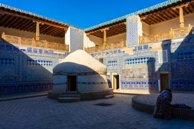 Yurta Özbekistan 'ın Khiva kentindeki antik bir sarayda.
