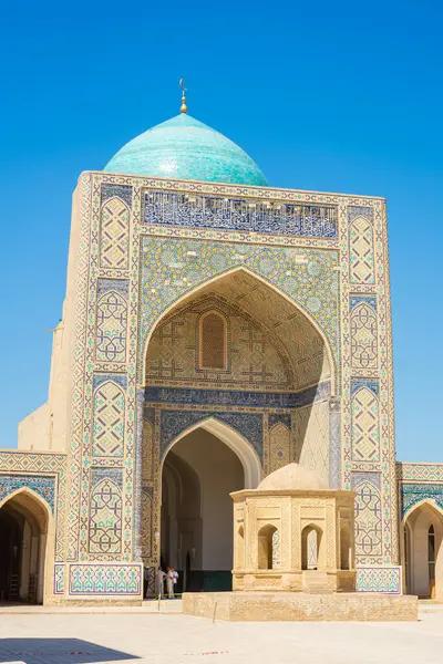 Özbekistan, Buhara 'daki eski cami.