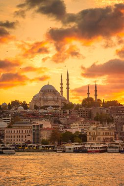 Günbatımında İstanbul 'un inanılmaz silueti, Süleyman Camii, Türkiye