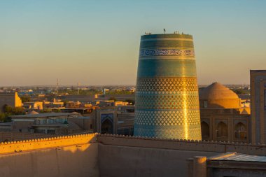 Özbekistan, Khiva 'lı Itchan Kala' da Kaltaminor minaresi