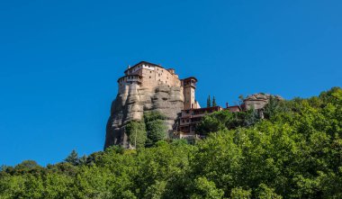 St. Rousanou Manastırı, Yunanistan 'ın orta kesimindeki Selanik' teki Meteora manastırı bünyesinde yer alan bir Doğu Ortodoks manastırıdır. Yüksek kalite fotoğraf