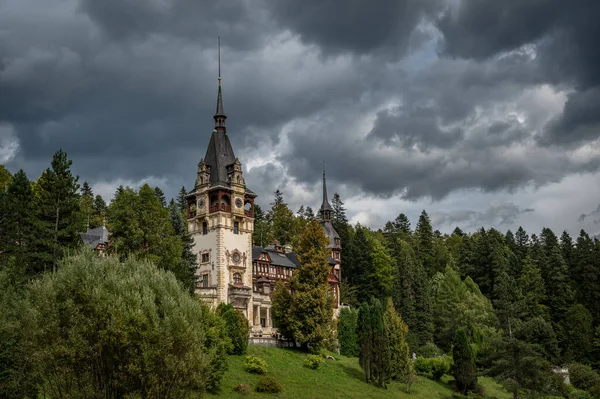 Zamek Peles Synaj Okręg Prahova Rumunia Słynny Neorenesansowy Zamek Karpatach — Zdjęcie stockowe