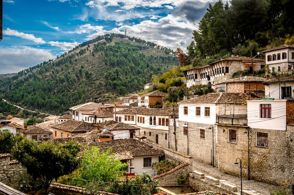 Historische Ottomaanse Huizen Berat Albanië Prachtig Panoramisch Uitzicht Stadsgezicht Hoge — Stockfoto