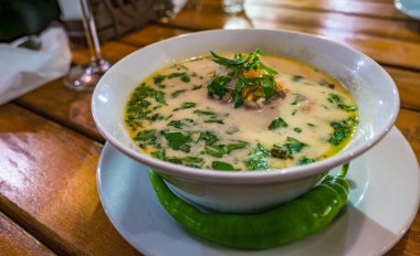 Rumen Kuzu Çorbası - Ciorba de Miel. Yüksek kalite fotoğraf