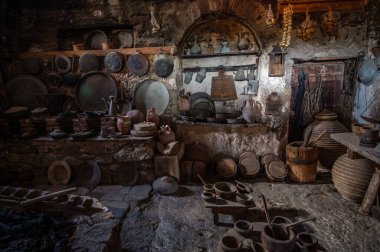 Kalambaka, Yunanistan - 11 Eylül 2022: Büyük Meteoron Manastırı, Meteora 'daki en büyük manastır. Yunanistan, unesco mirası. seyahat konsepti. Yüksek kalite fotoğraf