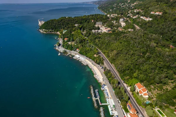 Una Antena Del Castillo Miramare Pintoresco Golfo Trieste Italia Capturado —  Fotos de Stock