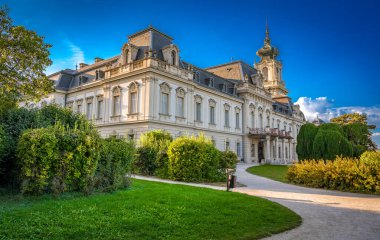 Keszthely, Zala, Macaristan 'daki Barok Sarayı' nın manzarası. Yüksek kalite fotoğraf