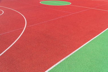 Açık hava basketbol sahası. Spor mahkemesi.