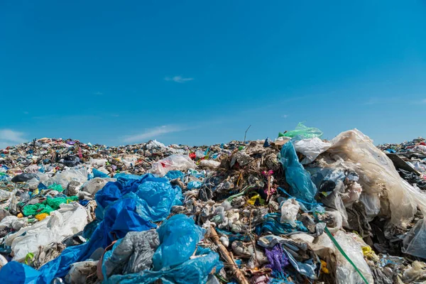 Katastrofa Środowiskowa Składowisko Plastikowy Złom Wysypisku Śmieci Miasta Obrazy Stockowe bez tantiem