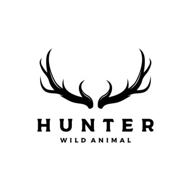 Geyik boynuzları ve klasik geyik kafası logosu. Rozet, geyik avcısı, macera ve vahşi yaşam logosu..