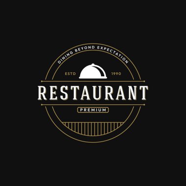 Çatal bıçaklı ve mutfak aletli klasik restoran logosu. İş için logo, etiket, rozet..