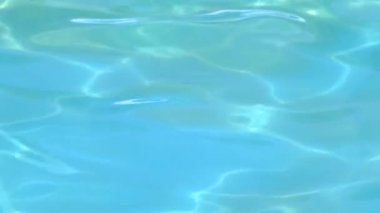 Mavi sallanan su masalının arka planı. Yüksek kalite 4k görüntü