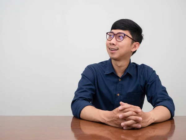 Positive Asian Businessman Wearing Glasses Sit Desk Gesture Looking — Stock Photo, Image