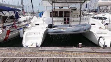 Slovenya 'daki Izola kasabası ve marinasının insansız hava aracı görüntüleri